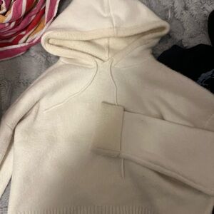 Cream Hooded Sweater with Soft Knit Texture